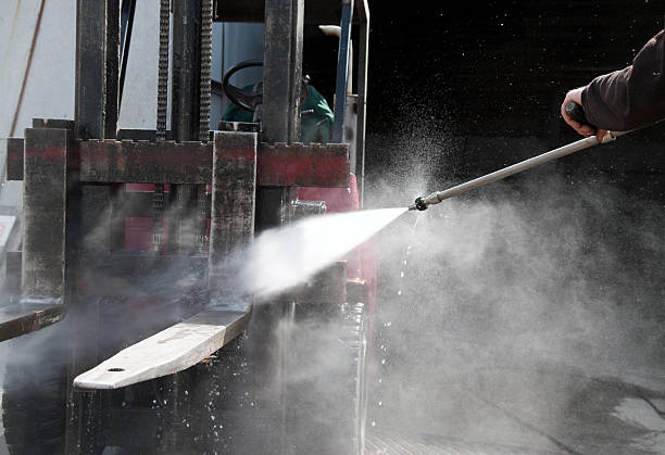 Pressure Washing Services for Businesses in Crystal City, MO